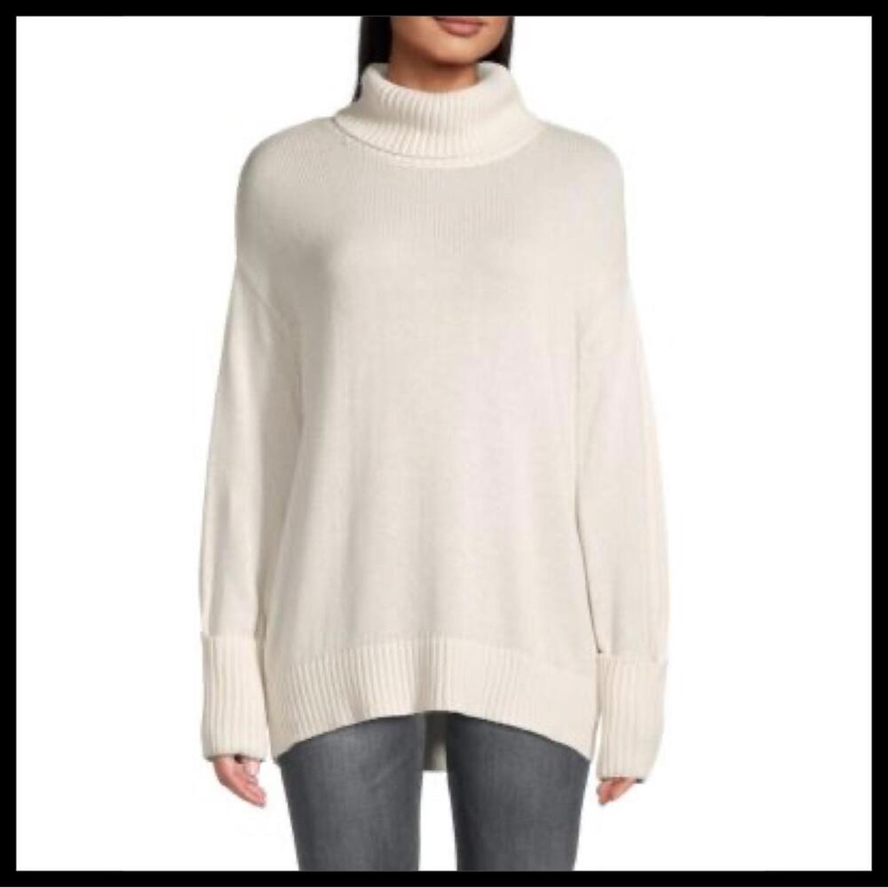 Saks Fifth Avenue Pullover Slouchy Turtleneck Sweater in Frost White